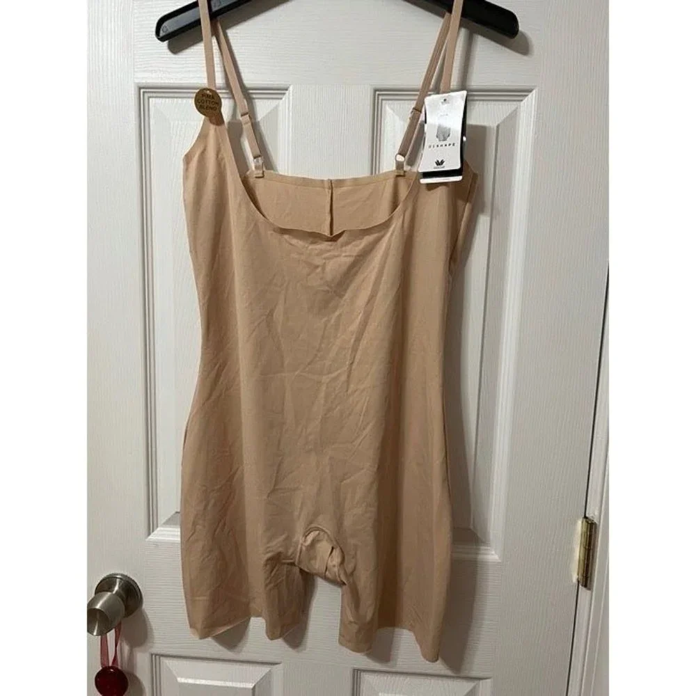 Wacoal NWT Sz 2XL Open Bust Thigh Shaper Lightweight Moderate Control - Picture 4 of 13